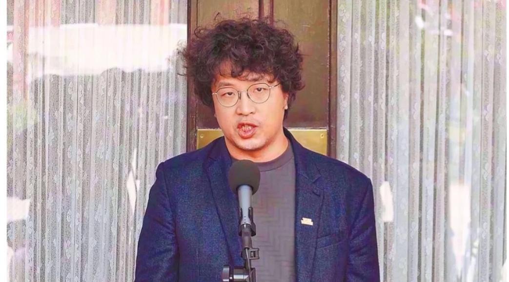 沈伯洋态度仍然非常的嚣张！在沈伯洋之父的企业被我们惩戒之后，沈伯洋放话声称，中国