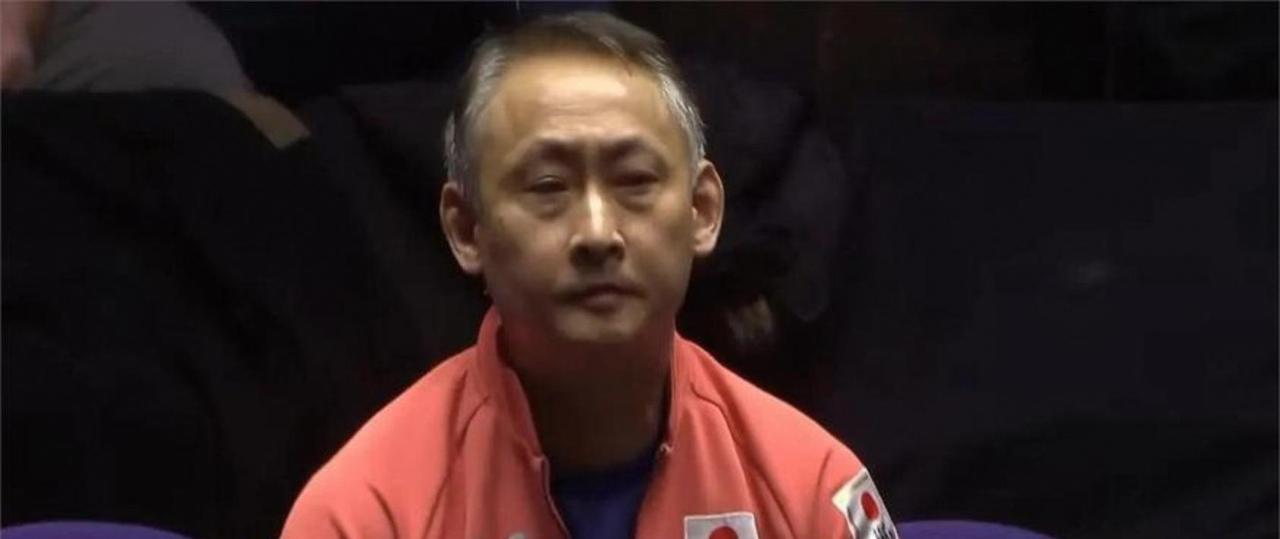 现在全网最憋屈的人，八成就是张本宇了。儿子张本智和，败给伊朗老将也就算了；谁想到