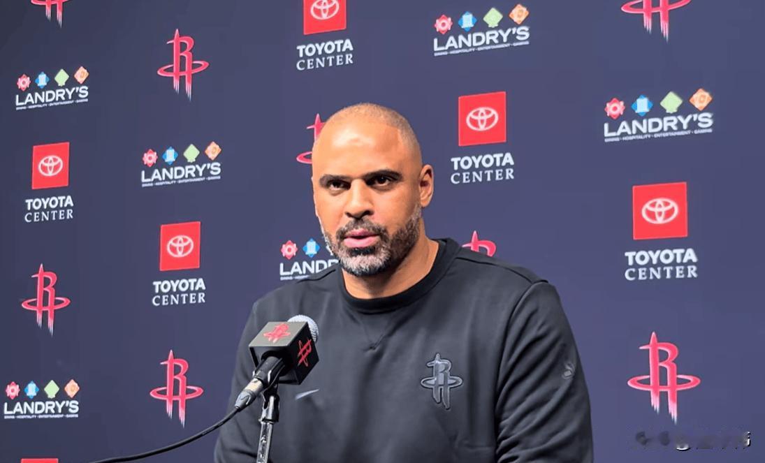 乌度卡谈杜兰特绝杀：“KD整个职业生涯都是这样。”“一如既往的大心脏。”