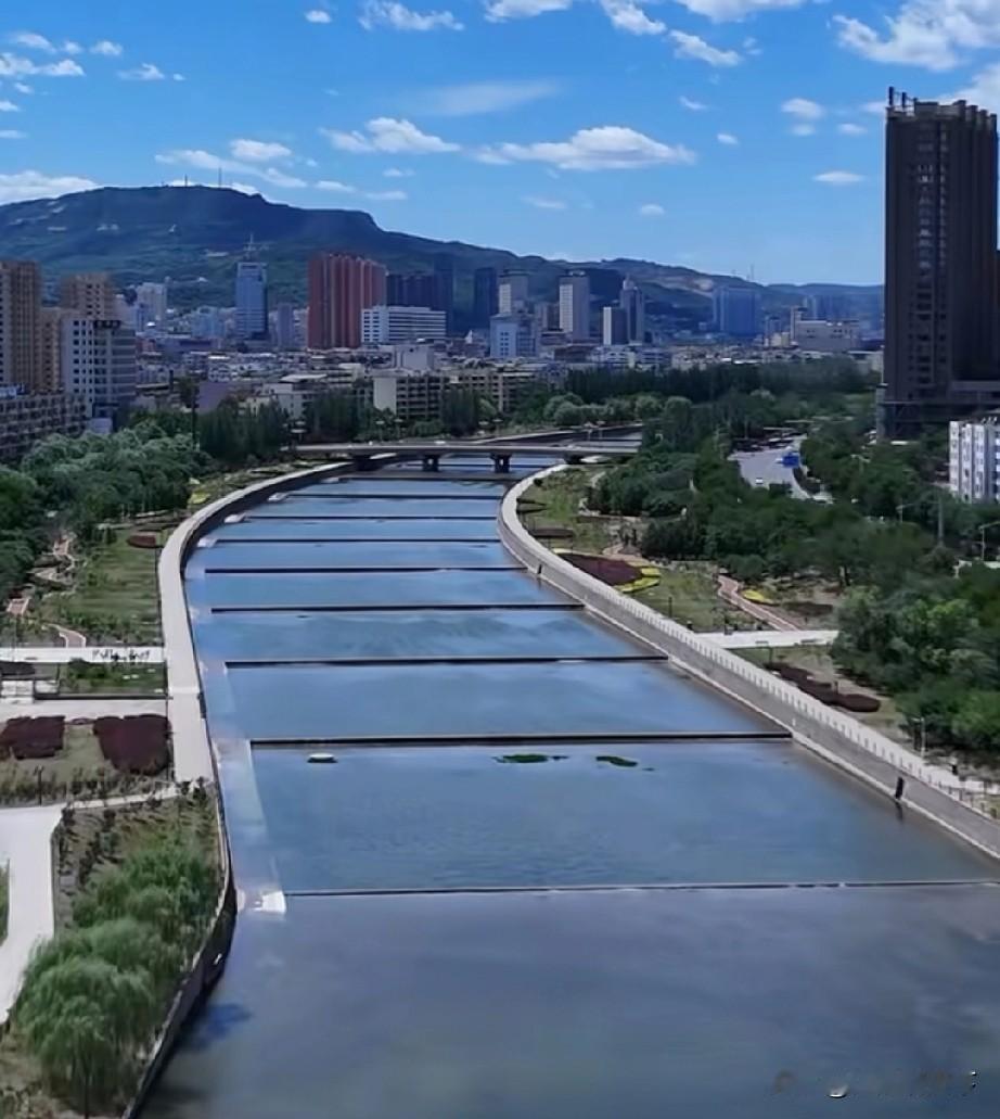 比安徽省铜陵市郊区名字还敷衍的城市，山西省阳泉市的区名中国地大物博，各级行政单