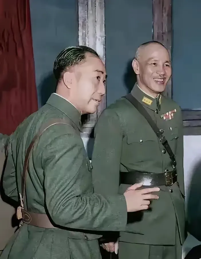 1943年5月，戴笠带着大队特务闯入国民党元老居正家中，说居正的儿媳私设电台，居