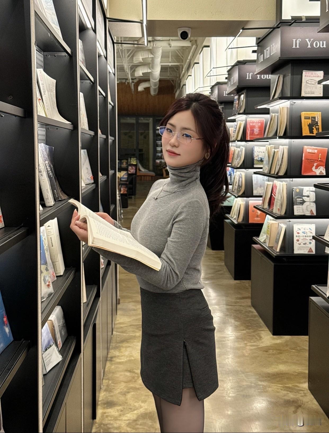 女人真正的魅力应该是什么?有独立的经济基础和丰富的知识储备！