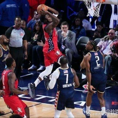 《数据帝！詹皇全明星破57年纪录33+8+3帽，文班复刻乔丹壮举》2月16日这场