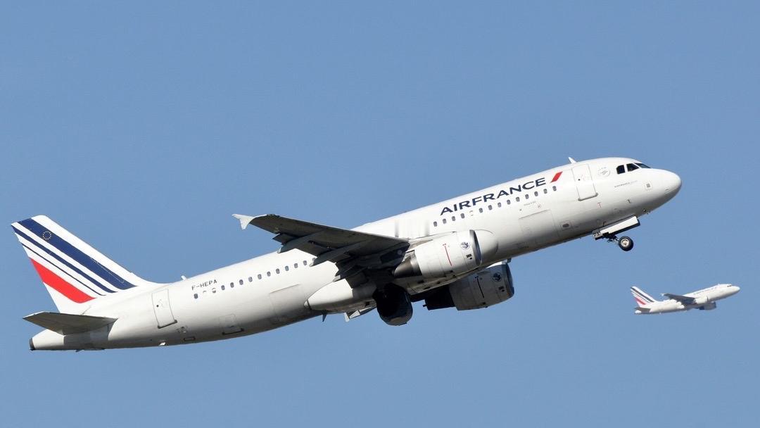 又在密谋着什么诡计？近日空客公司突然紧急宣布：约6000架空客A320紧急停飞！