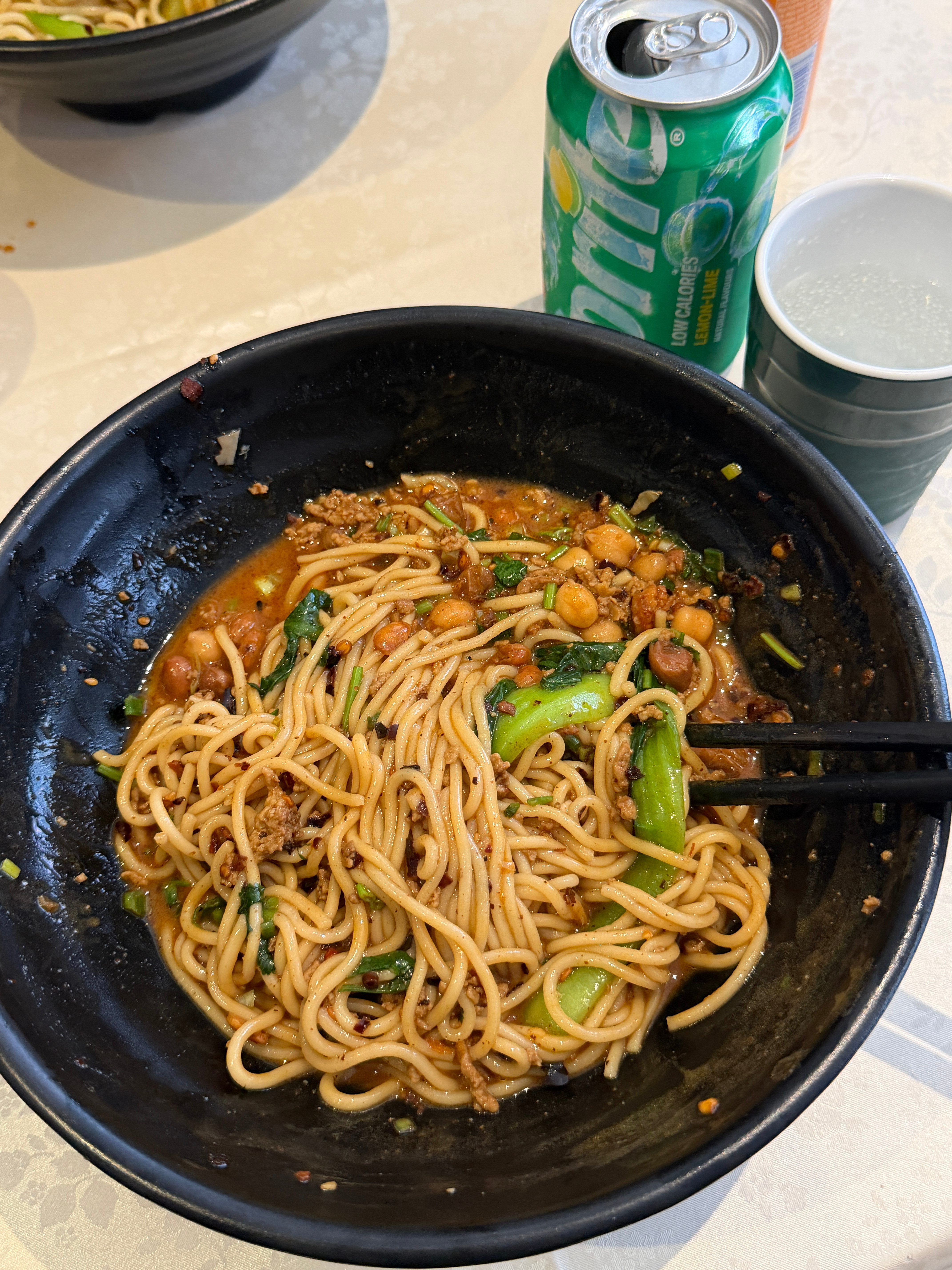 又来吃中餐了，一碗碗杂面114，怀念国内的物价​​​