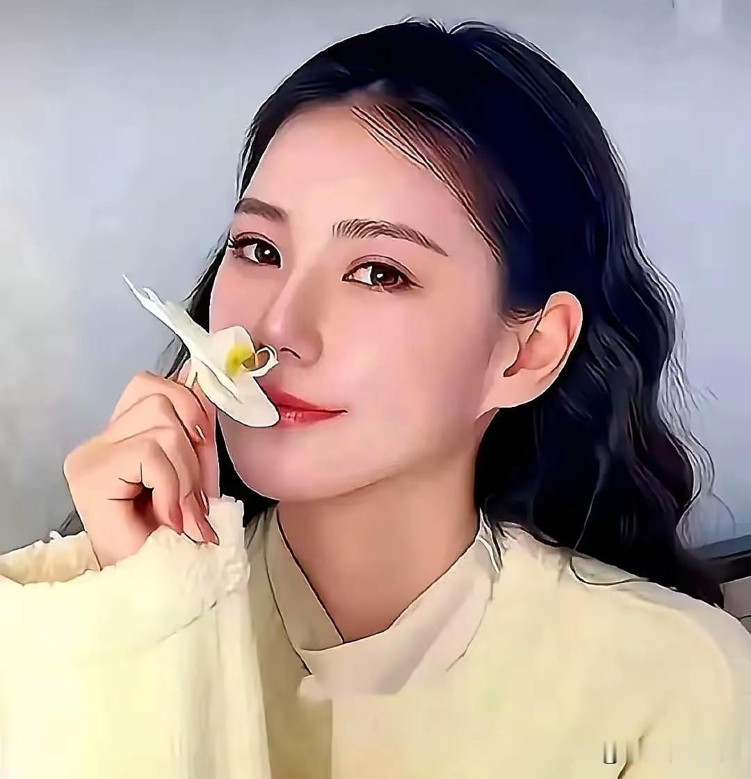 汪宝儿的百日宴快到了，外婆萌生归意！不少人发现，近期马筱梅的处境颇为棘手，内心
