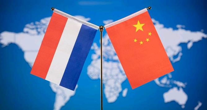 挑衅中国后，荷兰的态度依然非常的强硬！5月27日傍晚，南海的天际线并不平静。