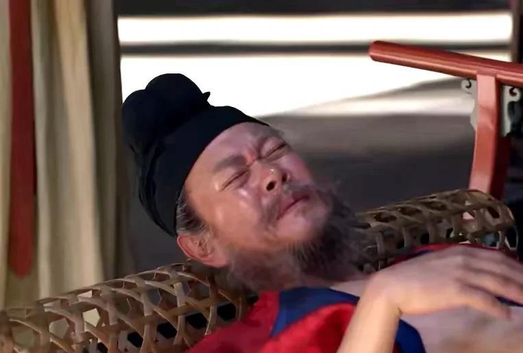我问我老婆，何刺史明知“马归云”是假的，为什么不揭穿他？我老婆像看傻子一样，
