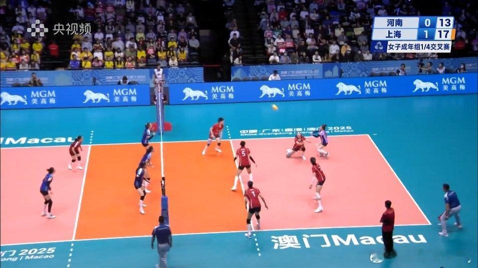 河南今天的拦防压力太大了，因为上海各个点都能下分，所以拦防阵型也有点乱，疲于奔命