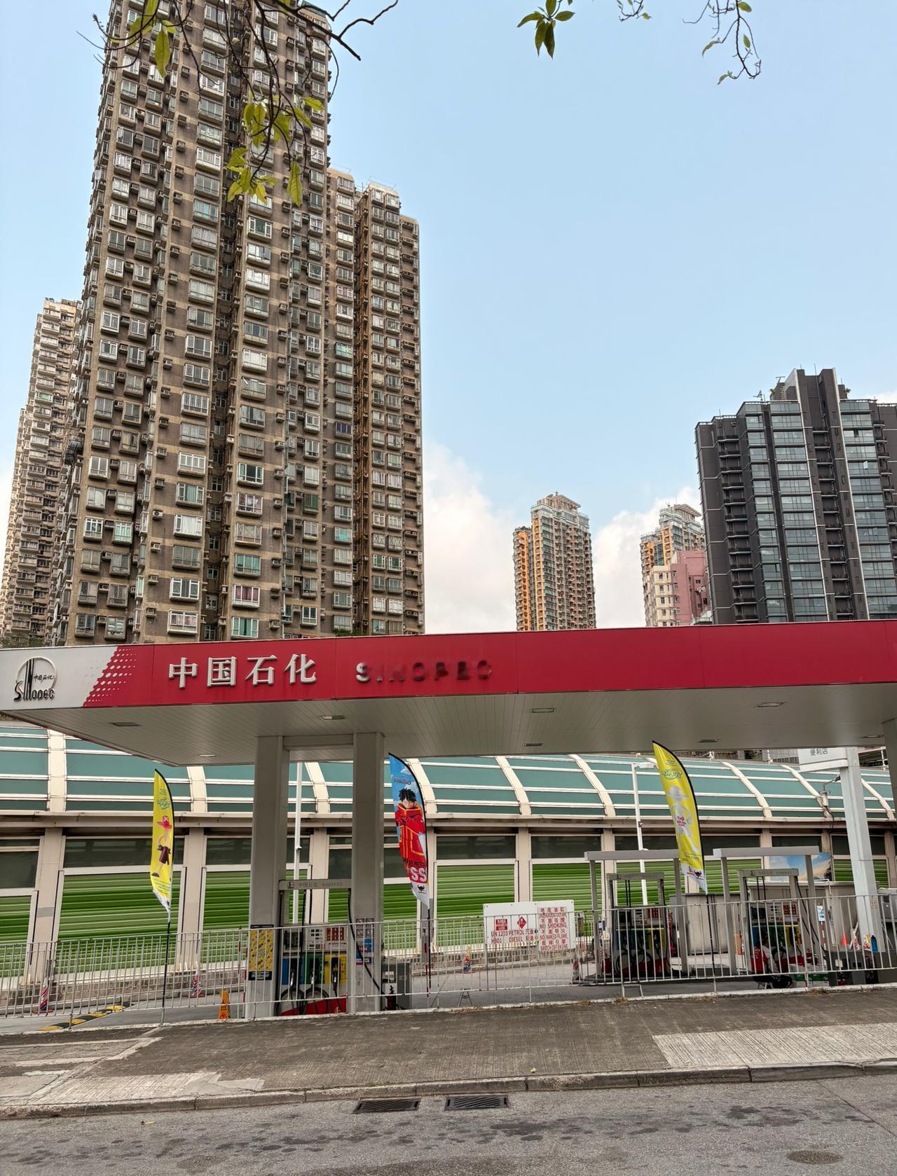 公司里面品质部的王姐又返聘了，王姐，上个月退休退休费才1500百多，问了一下