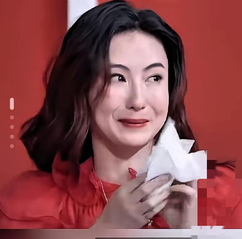 张柏芝当庭甩出的录音，真的听得人脊背发凉！这哪是明星的合约纠纷，分明是成年人