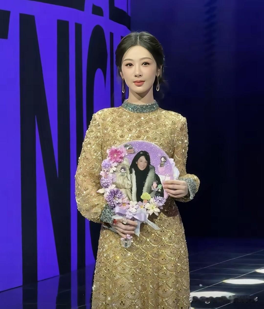 告诉你一个反常识的真相：资本大佬，其实很怕杨紫。惧什么呢？惧她不拍戏，惧她想