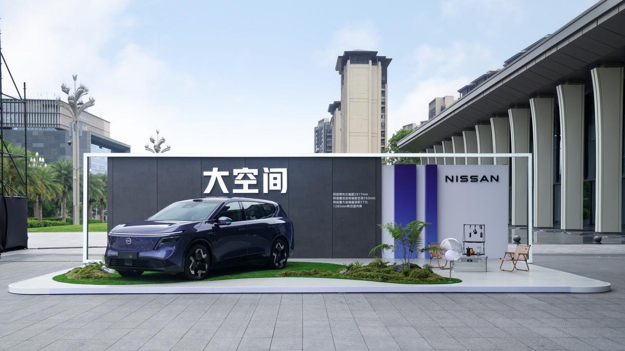 换东风日产NX8快半个月了，每天早晚高峰上下班开，最直观的感受就是彻底没续航焦虑