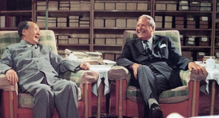 1974年5月25日毛主席对英国首相说：香港问题我们现在也不谈。我已经接了上帝的
