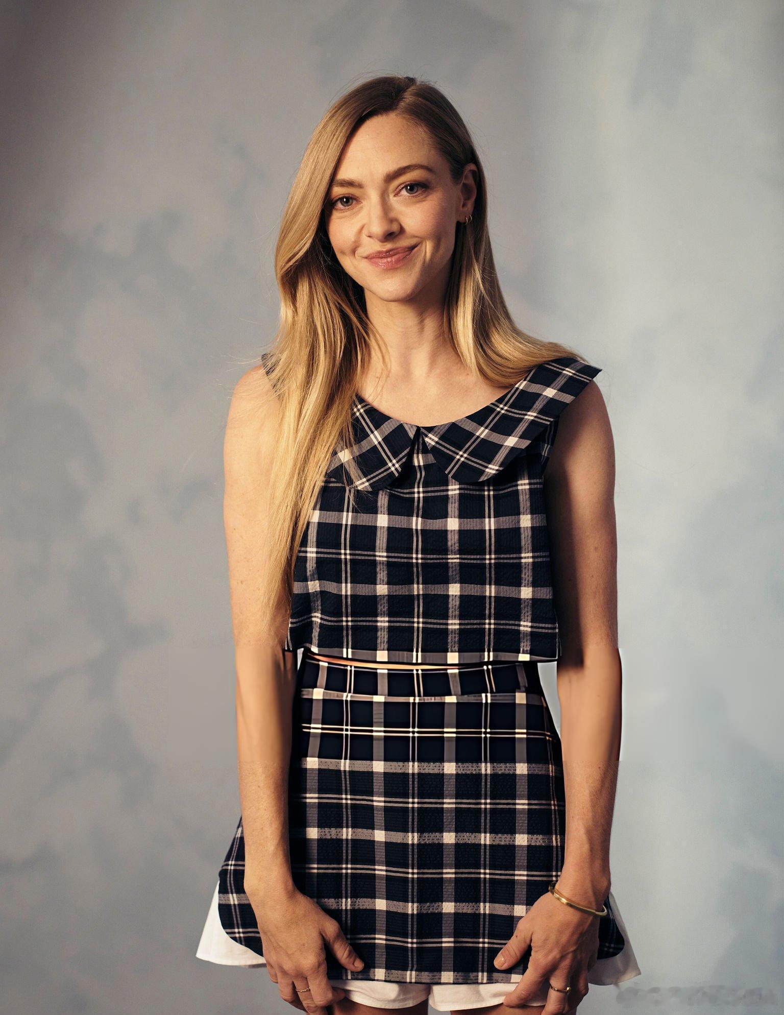 amandaseyfried阿曼达塞弗莱德之前在多伦多电影节期间为Getty