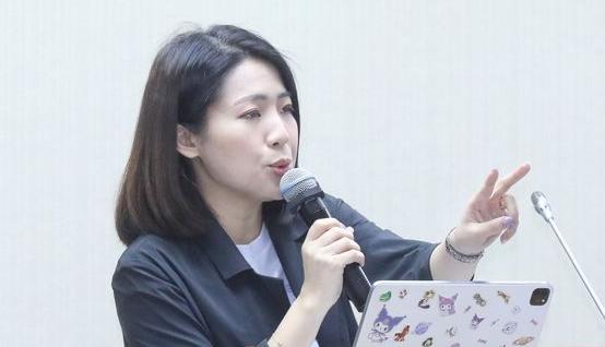 今天，国民党“立委”苏清泉、徐巧芯等人提案特别引用2014年爆发劣质油事件时，民