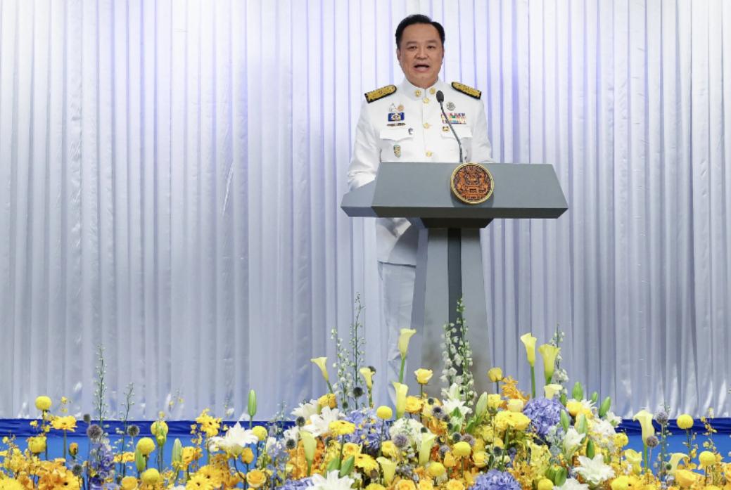 没人比泰国军方更清楚，此刻的炮火为何如此肆无忌惮，他们早就嗅到了最危险的信号，大