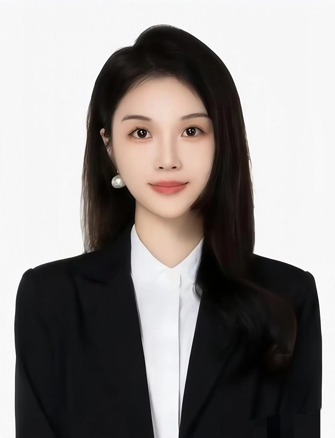 这位30岁的董事会秘书现在可能正对着罚单发愣。她怎么也不会想到，自己46.0