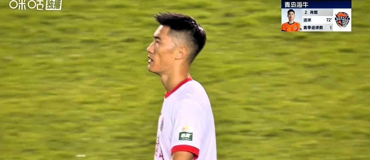 李霄鹏真对得起“李太守”这个称号！11打10被亚泰压着打！幸亏肖鲲站了出来，禁区