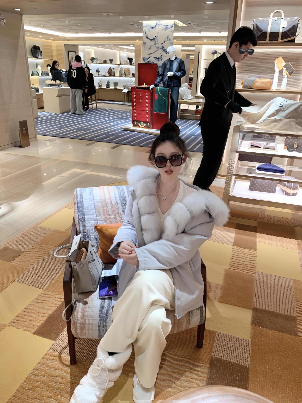 冬天好喜欢穿的软软呼呼圣诞月到了🎄🧑‍🎄到处都是浓浓节日气息到处bul