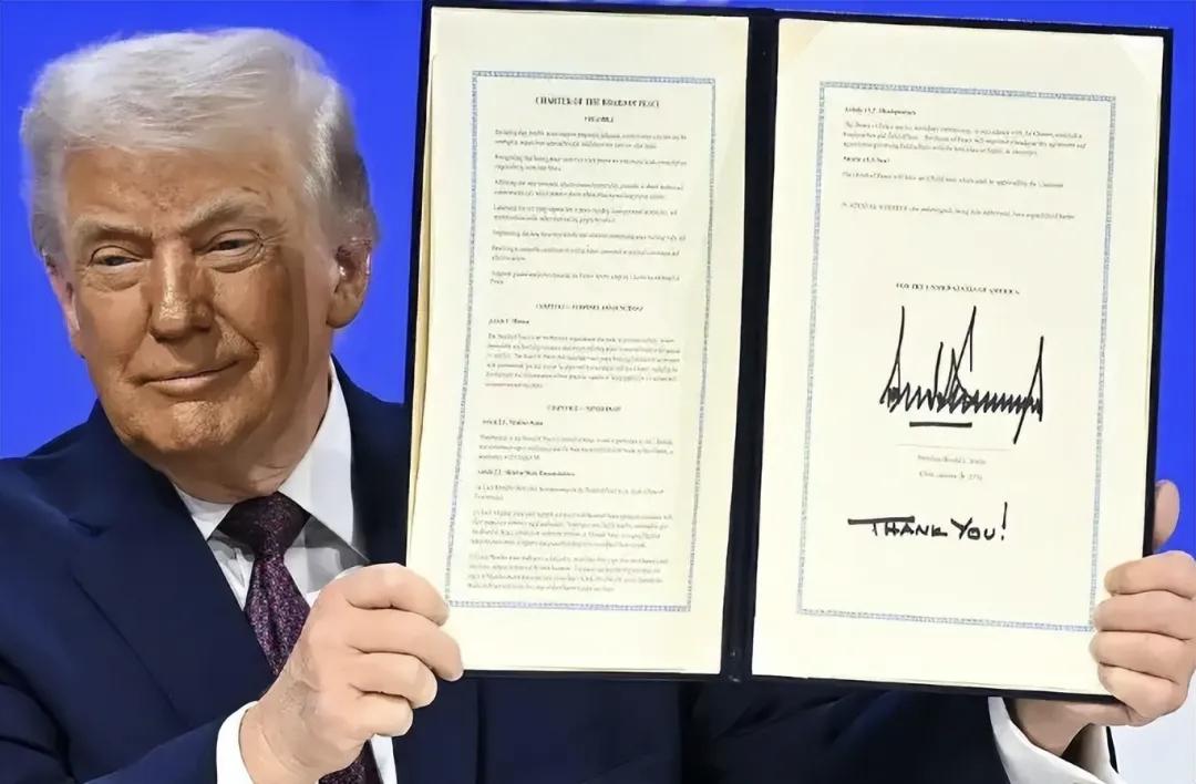 特朗普天天叫嚷的访华基本上就是自导自演，一厢情愿。特朗普从这次回到白宫上班开