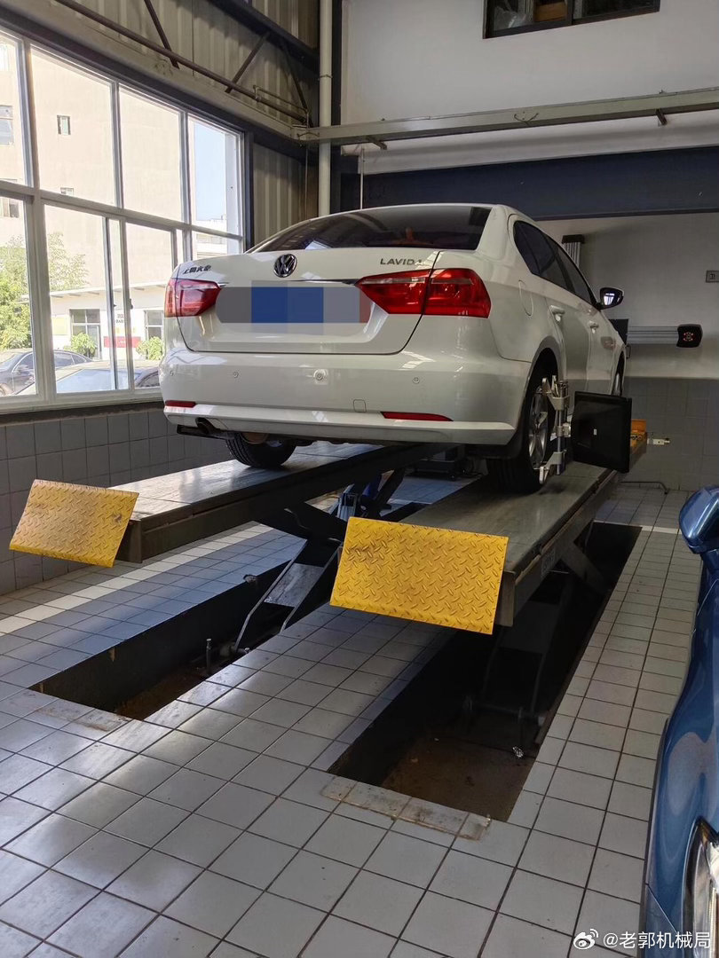 真没想到，某些商家为了赚钱竟想了这么一个办法。大家在换轮胎时，肯定遇到过不少维修