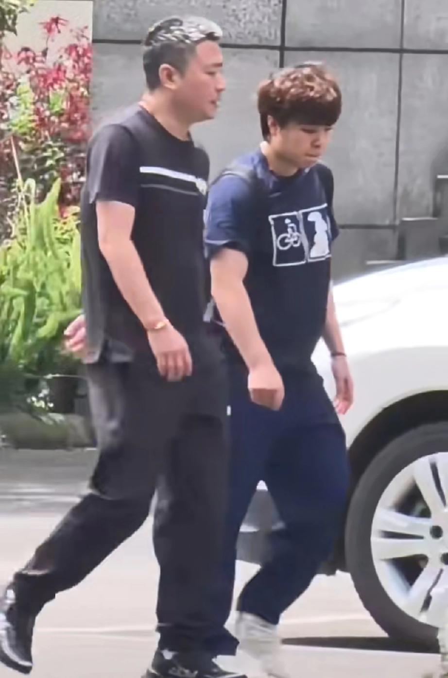 王艺迪这次伦敦团体赛一定会上场最近看到成都封训期间的大迪又壮实了，头发也剪短