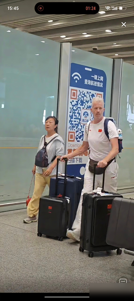 海宁也救不了，辞职走人了。中国男排又换帅，这已经是第几茬了？外教来一个走一个，不是洛萨诺不行，也不是