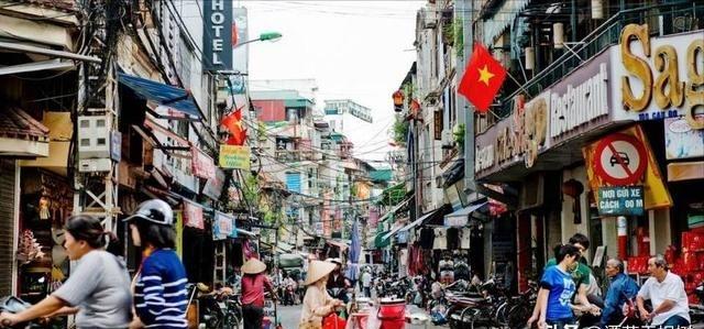 美国开始收割越南了，越南或将衰退20年，越南工厂正在重返中国越南经济一度像坐