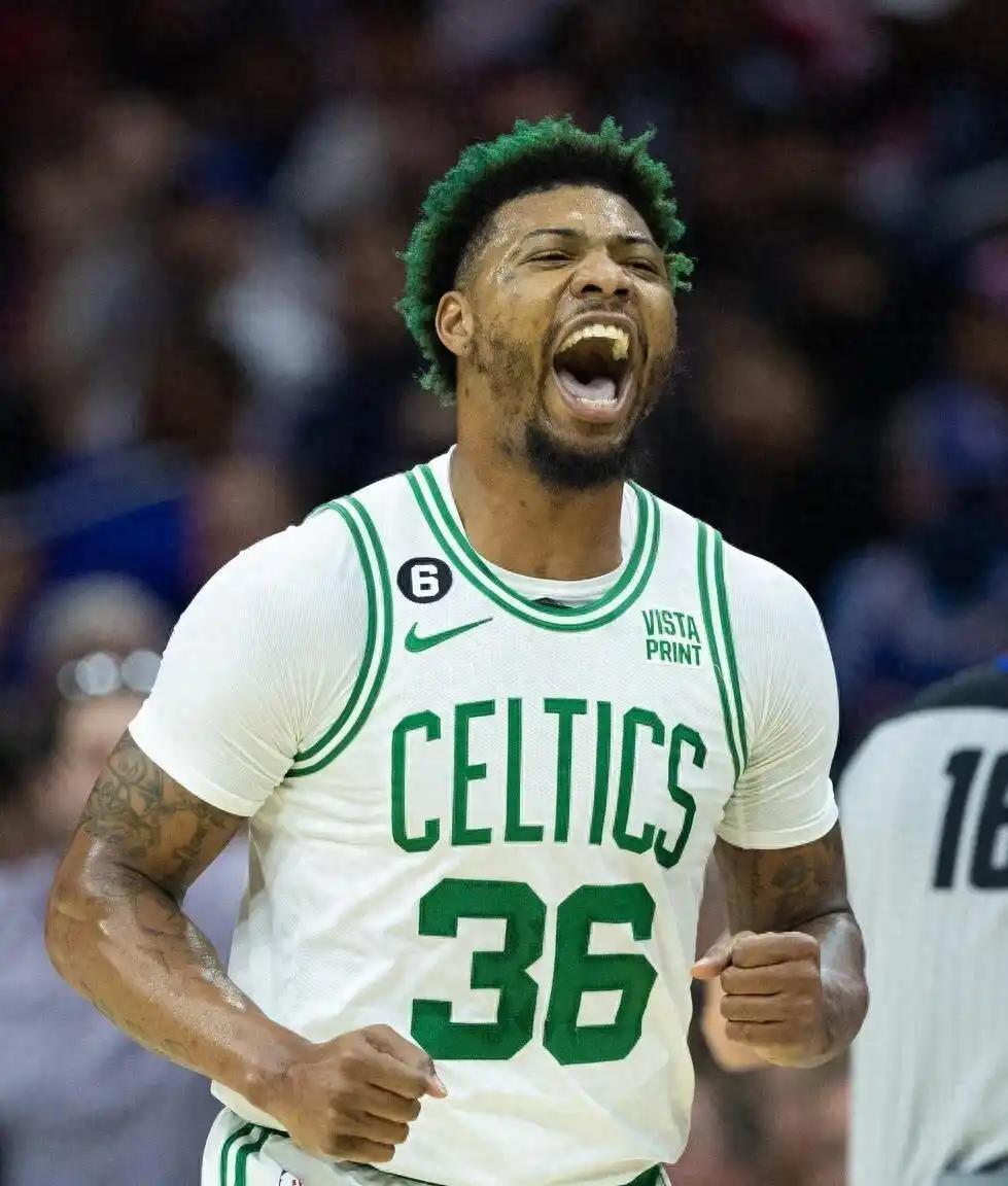 湖人迎来好消息，悍将斯玛特即将复出！ 明日，湖人将对阵强敌掘金。有消息透露，