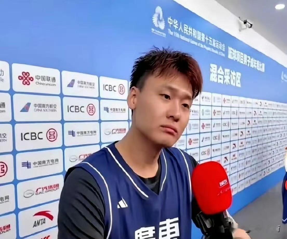 中国男篮12人大名单预测:后卫:赵睿、胡明轩、廖三宁、贺希宁、高诗岩、赵继伟