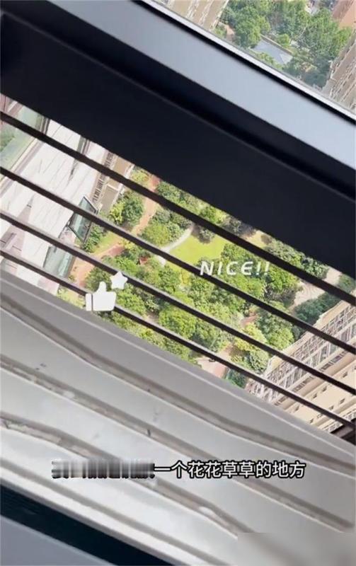 真的被邻居的操作戳中了！最近刷到有人把阳台那破空调外机位封起来做储物间，甚至装防