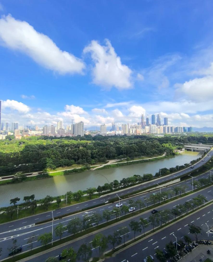 深圳南山华润城润玺一期121平1栋02户型，东南，独门独户，10多楼，1694万