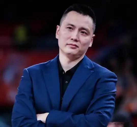 CBA压力最大的五位教练！1.邱彪｜山东高速男篮压力类型：重金投入+