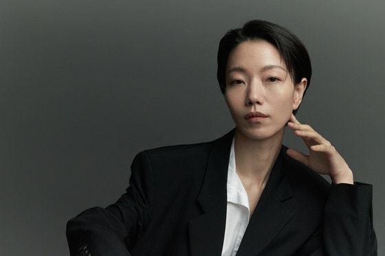 将出演新剧，合作，预计明年1月开拍。该剧是一部浪漫史剧。由《未生》《信号》《