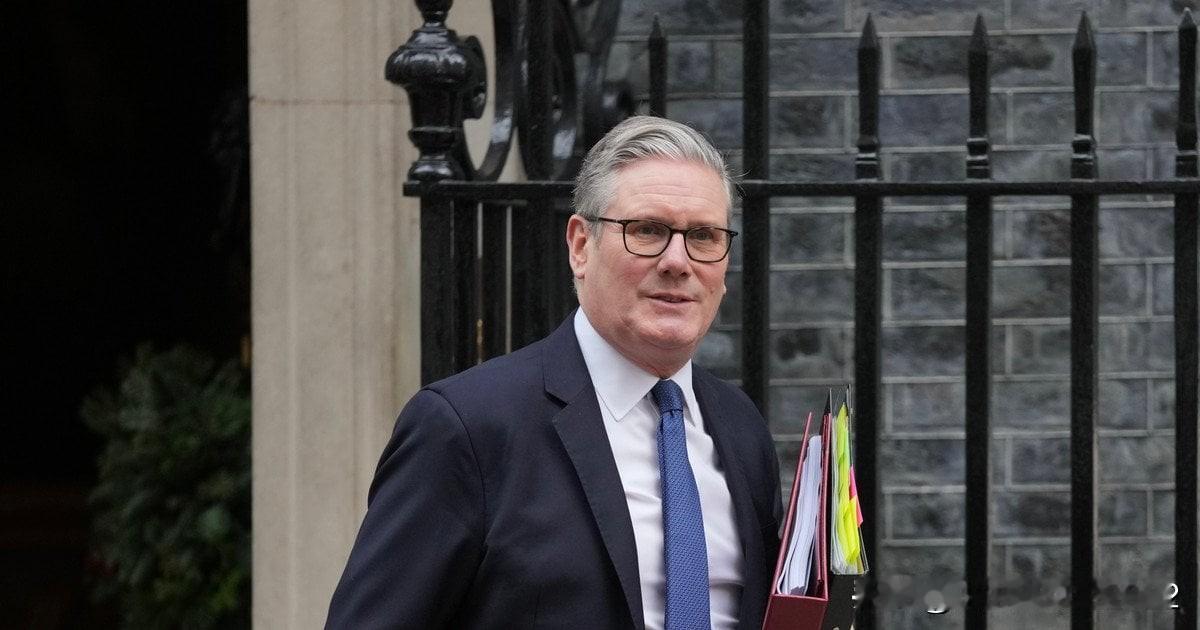 斯塔默没有与泽连斯基等欧洲领导人一起参加电话会议：原因在与特朗普在海湖庄园