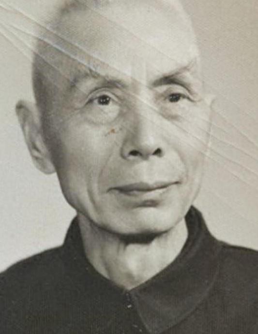 一农民当了两次“烈士”，被国军当军长抓去邀功，不料是自己军长先得说说陈士章这个