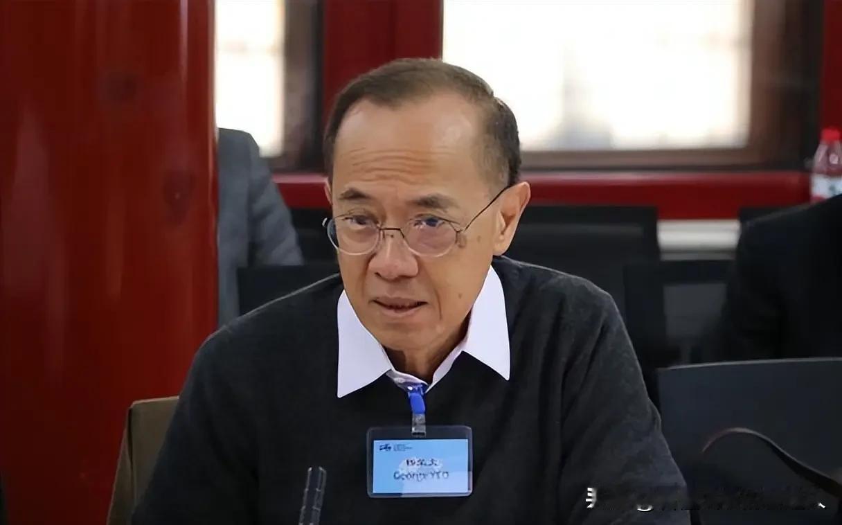 杨荣文这话说到了美国的痛处：不是美国不想打，是真没钱打了！一个身背35万亿美债、