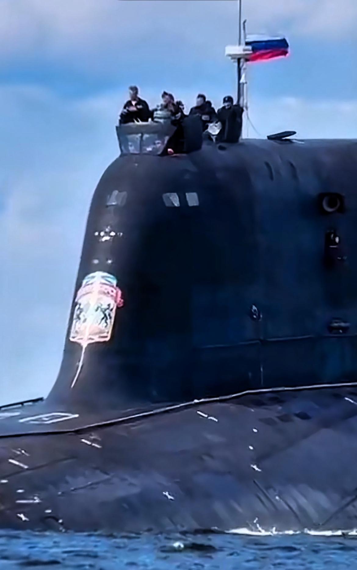 俄媒：俄罗斯正试图扣押美英油轮进行报复！据报道，俄罗斯正准备在北海、黑海和波