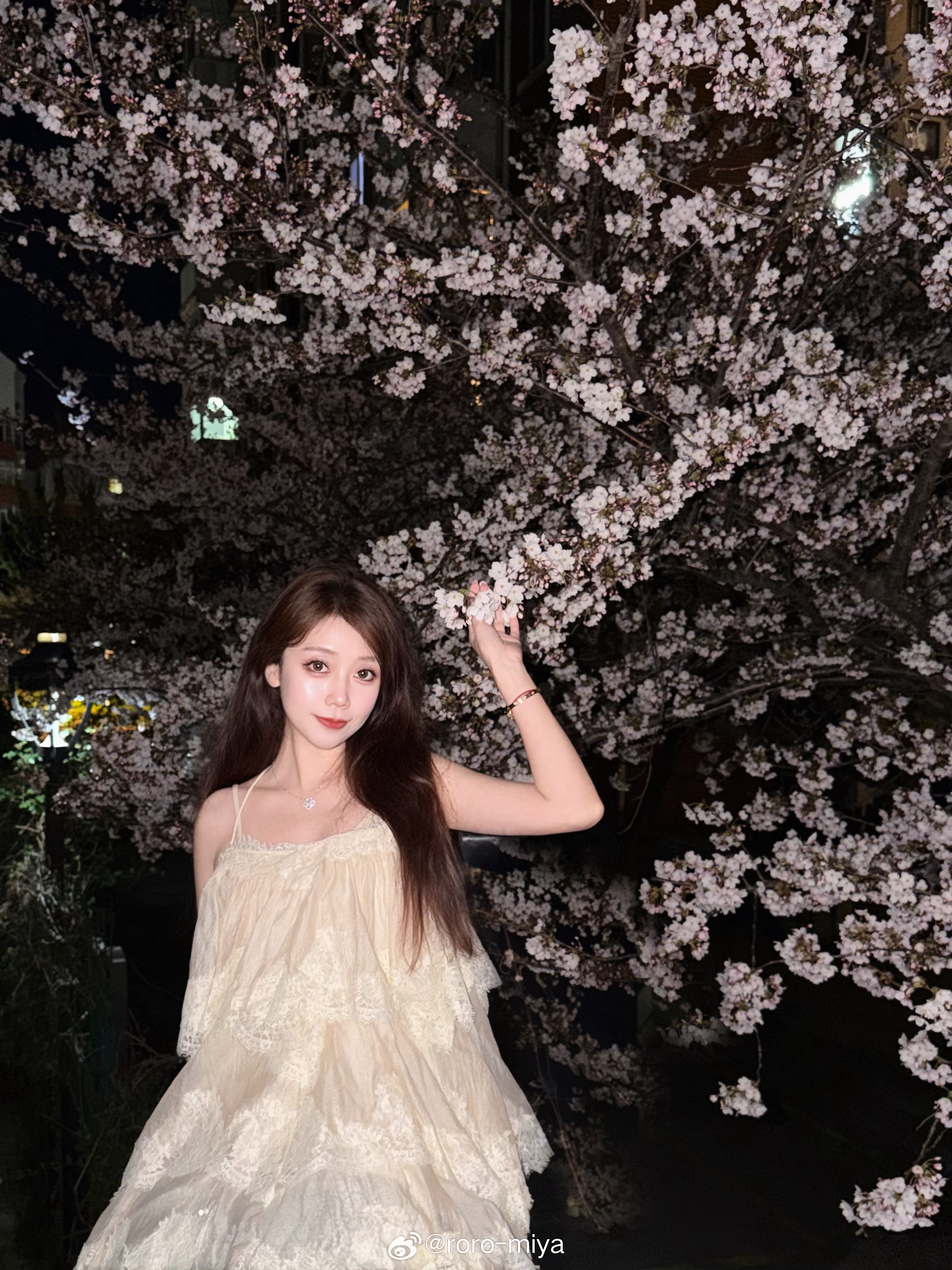 夜樱🌸𝓼𝓪𝓴𝓾𝓻𝓪樱花今天穿什么青岛