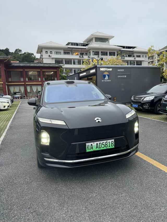 网友吐槽蔚来换电费用高是真的吗最近发现有人吐槽换电和充电费用相差很大，我觉得用