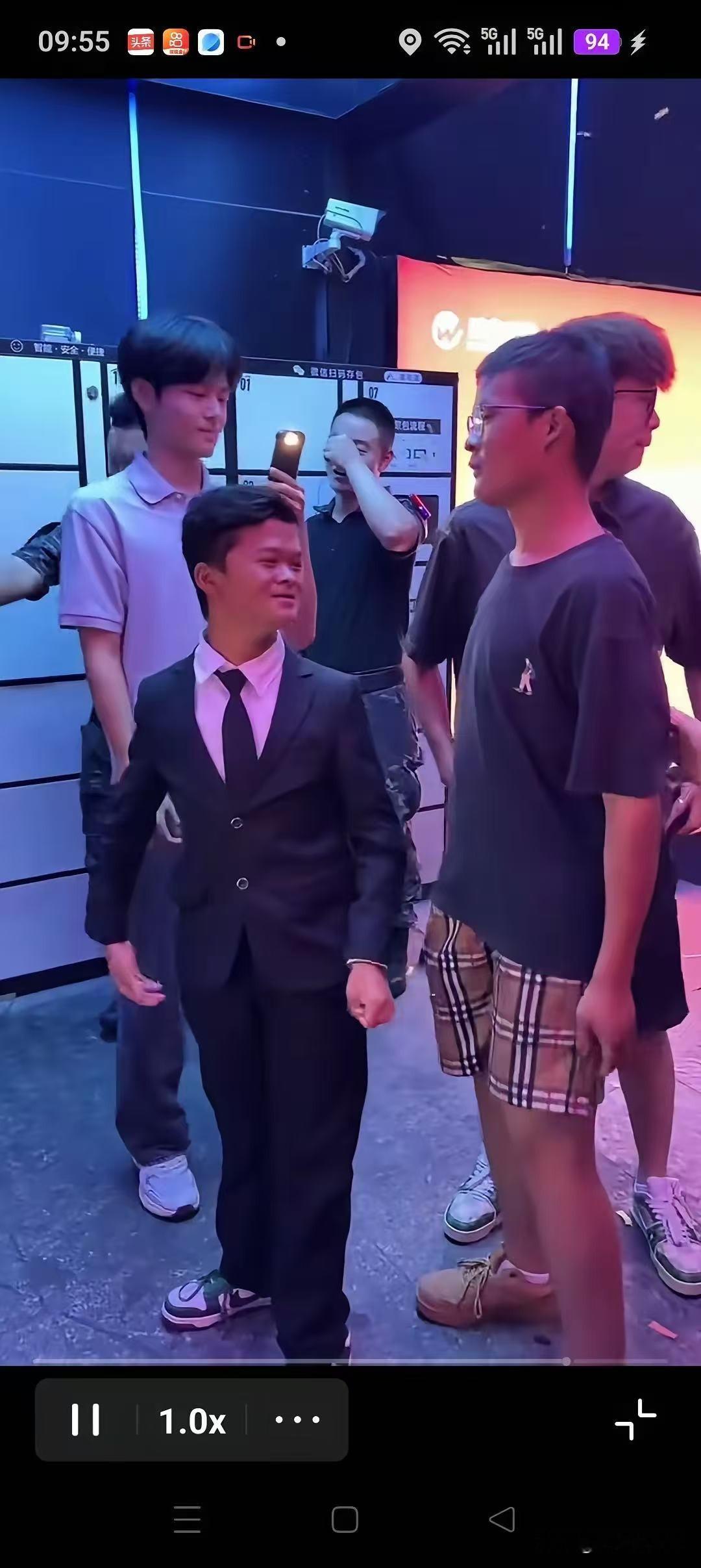 三天杀青、强行演千亿霸总！小马云的短剧人生，是谋生自救还是流量吃人？全网最让人心酸又争议的一幕，发生