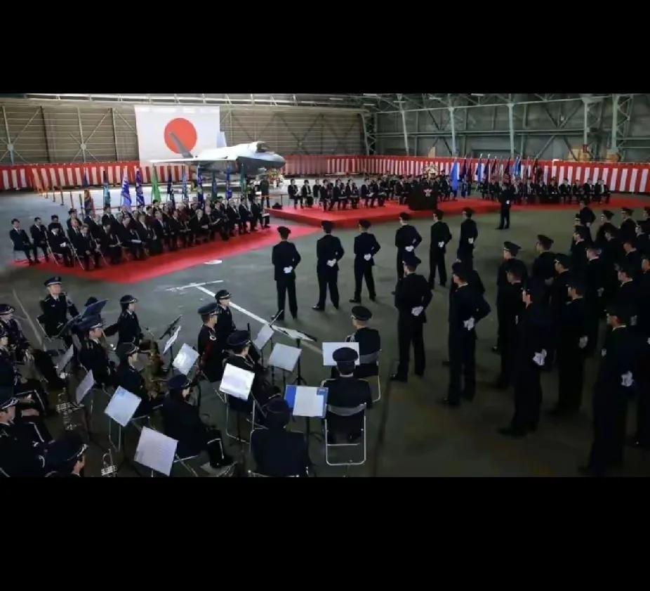 F-35B压境家门口、高市早苗撕掉伪装、特朗普公开撑腰，日本武力介入台海已进入实