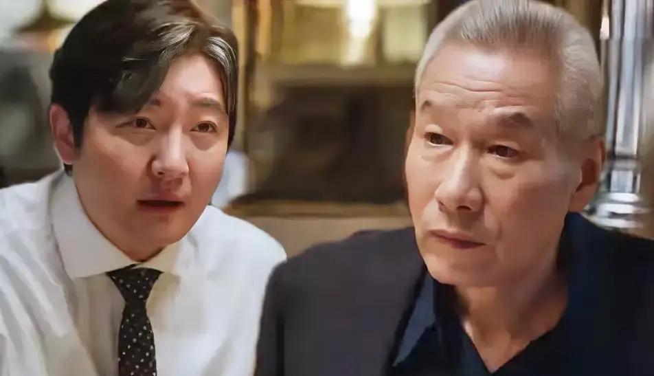 父亲手里攥着年入百万的秘方，却眼睁睁看着儿子在韩国刷了三年盘子。这不是心狠