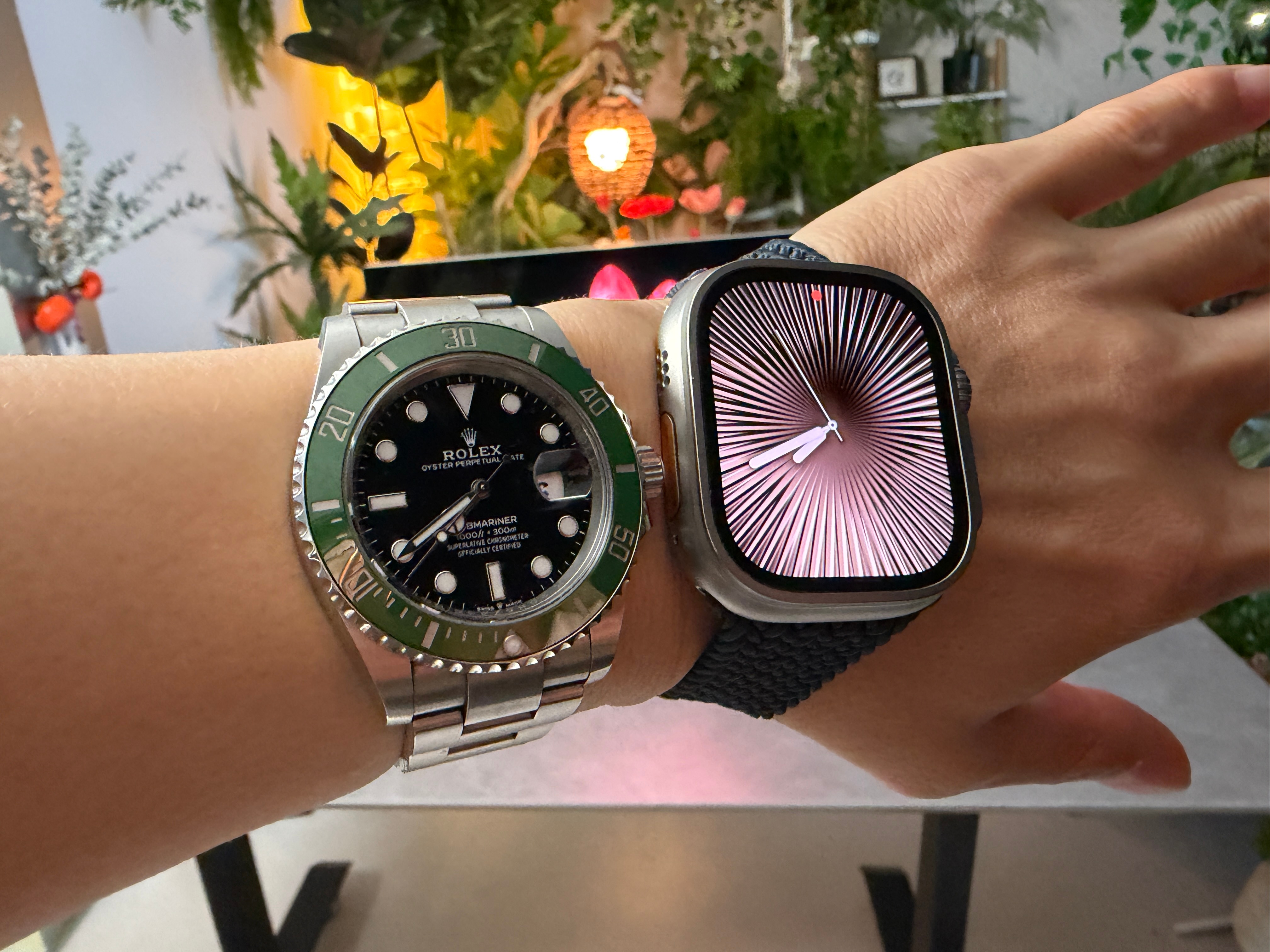 问一下大家啊！智能手表成熟的今天、哪些人在买传统的机械手表呢？