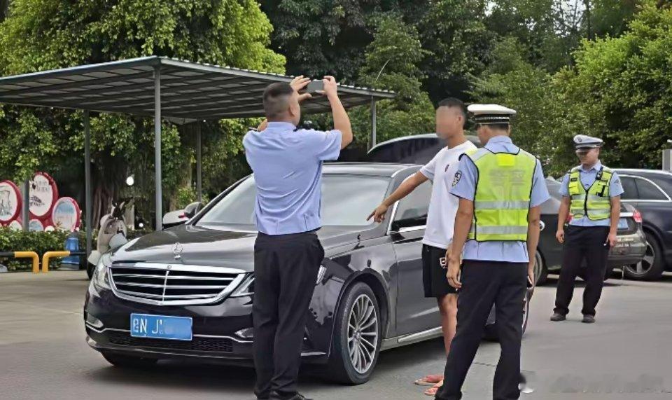 有没有车友能一眼看出这是哪款车改装的？
