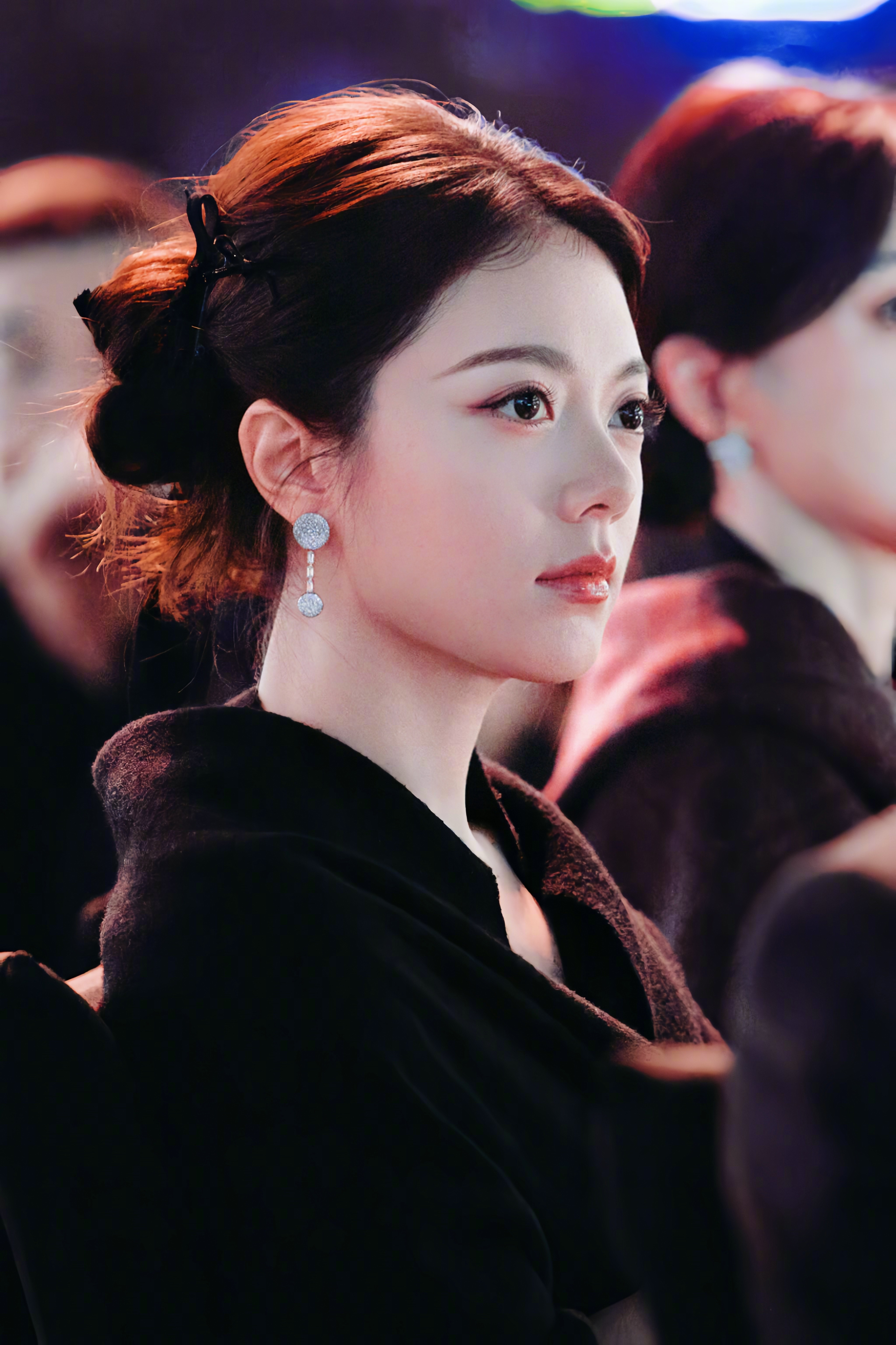 赵今麦尖叫之夜内场侧颜，好看哎