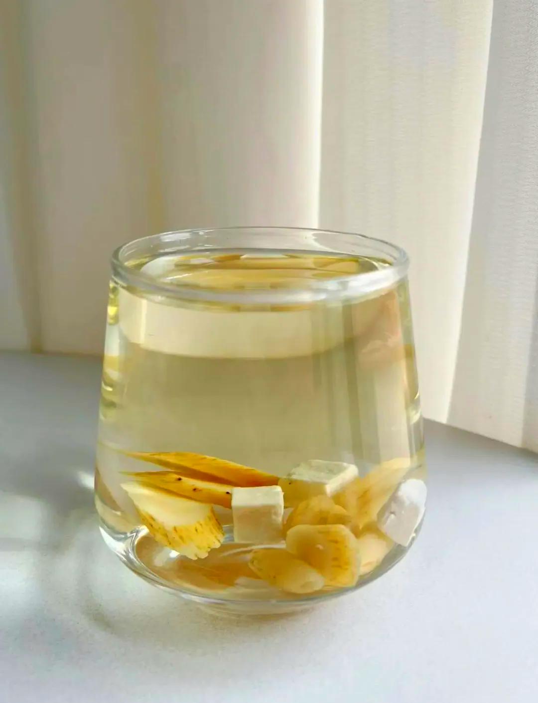 总瘦不下来？试试这三款超简单的黄芪祛湿茶！每天一杯，湿气没了，小肚子也平了~