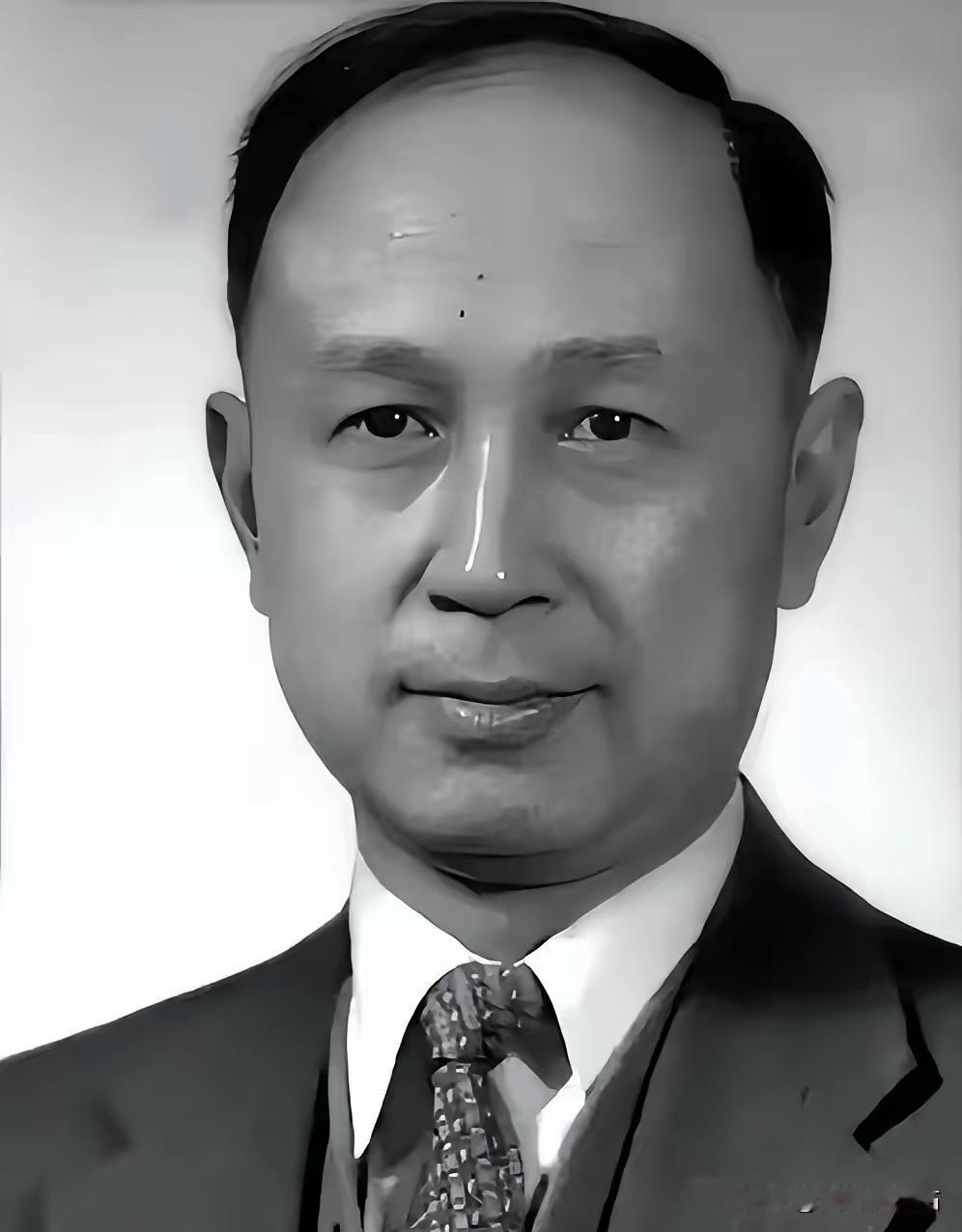 晚年，钱学森整天躺着，不爱说话，也不理人，家人以为他得了老年痴呆，谁知当医生问他