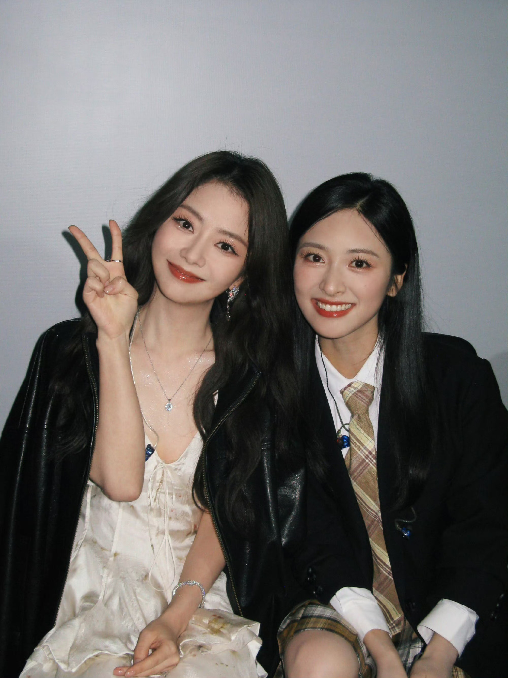 谭松韵沈月权威甜妹组🥰